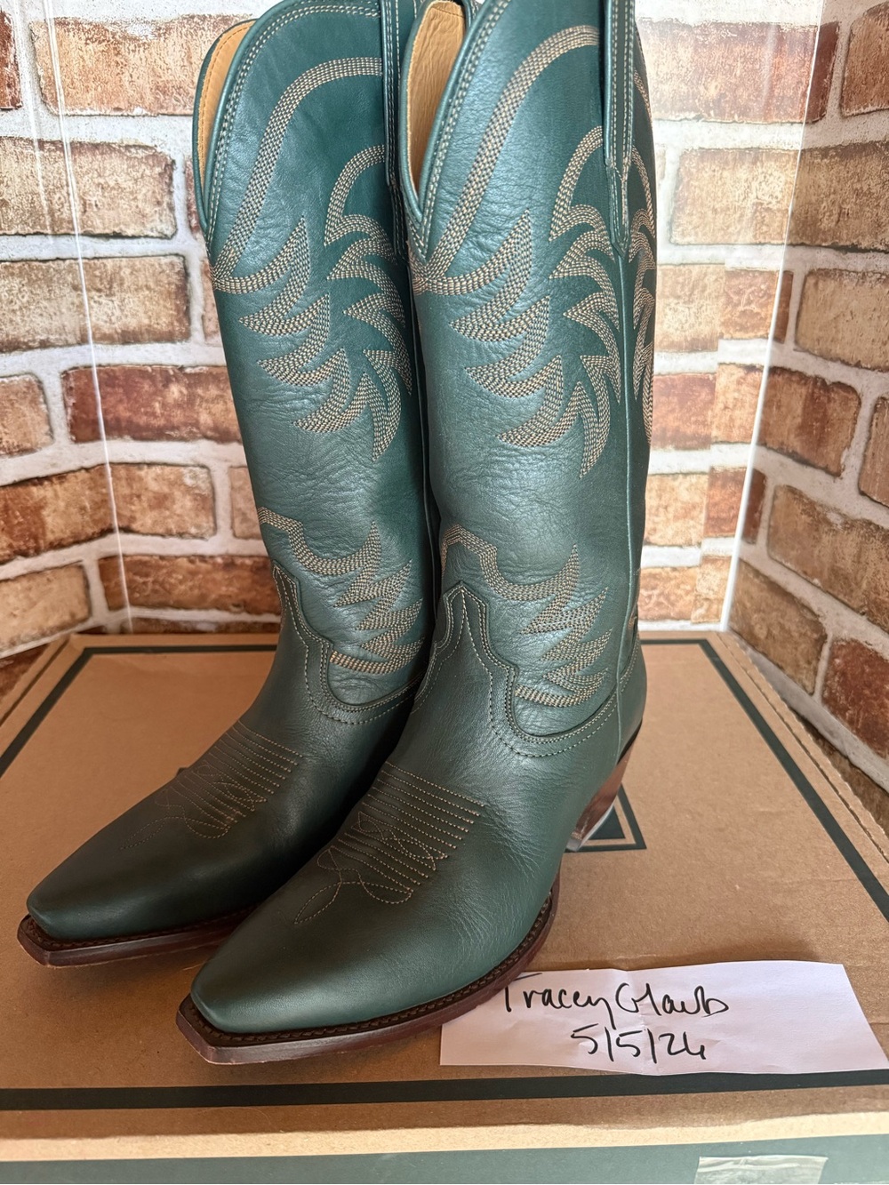 Tecovas Teal annie’s size 9